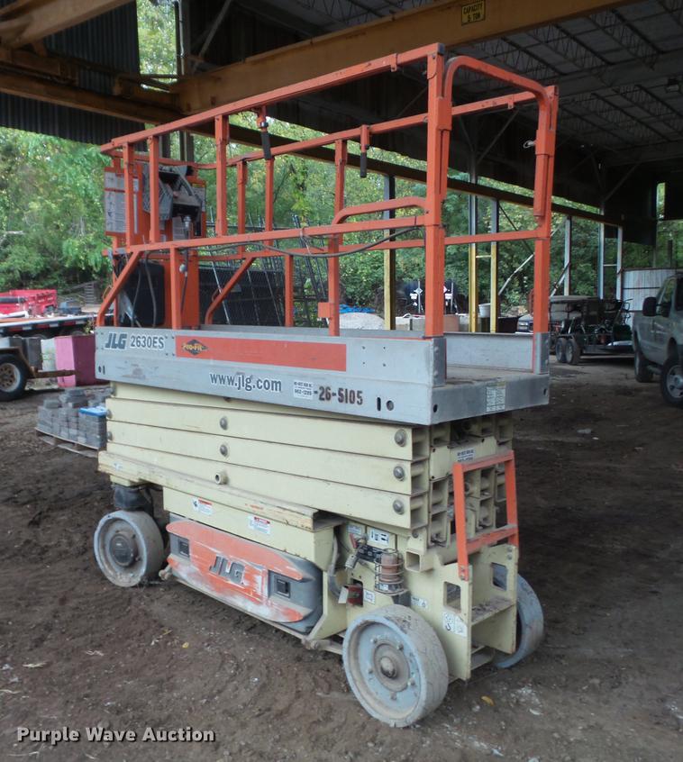 image for item DB6384 2005 JLG 2630ES scissor lift