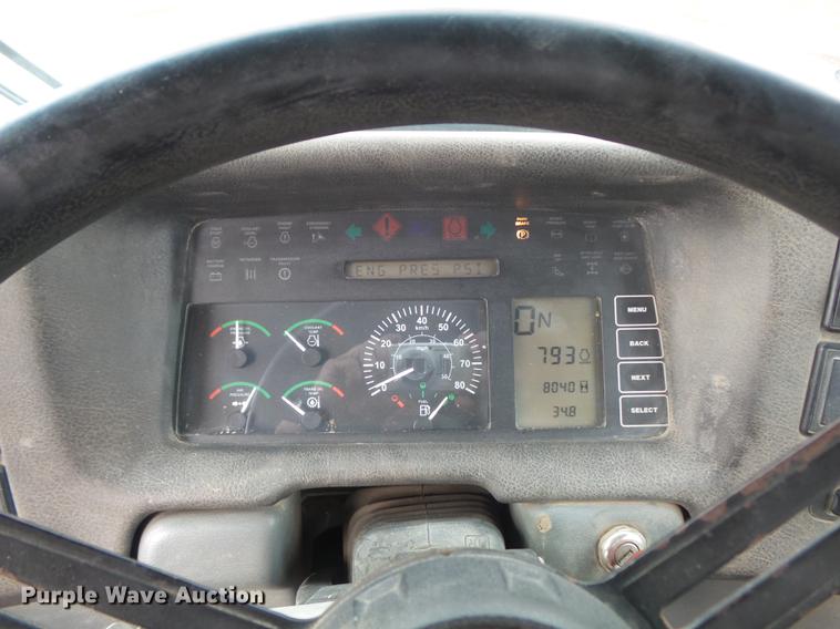 image for item DB6390 2004 John Deere 250D articulated haul truck