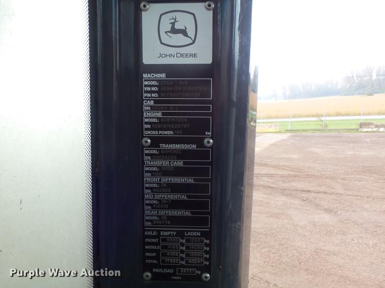 image for item DB6390 2004 John Deere 250D articulated haul truck