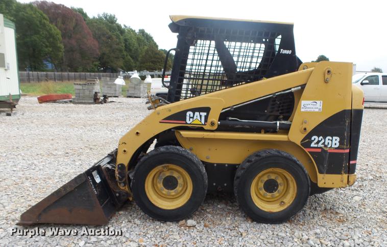 image for item DB7380 2006 Caterpillar 226B skid steer