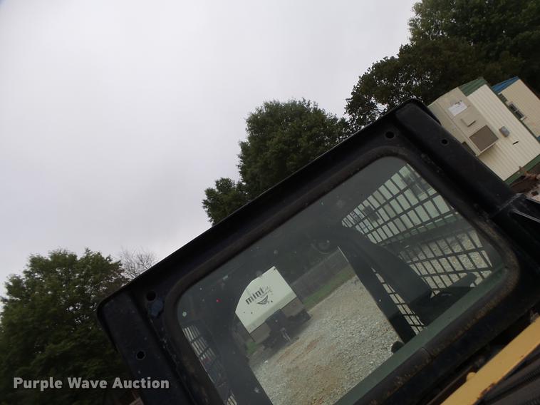 image for item DB7380 2006 Caterpillar 226B skid steer