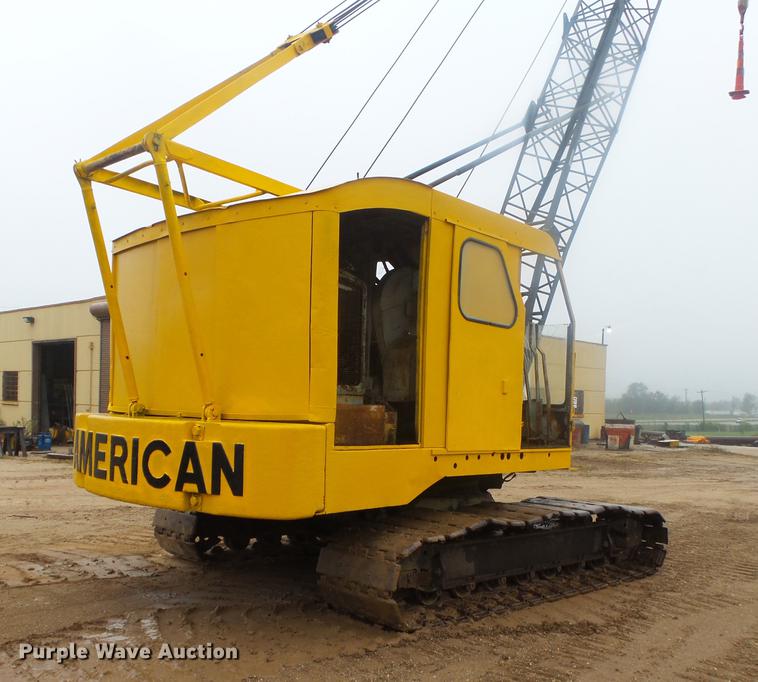 image for item DB7385 1965 American 399C crane