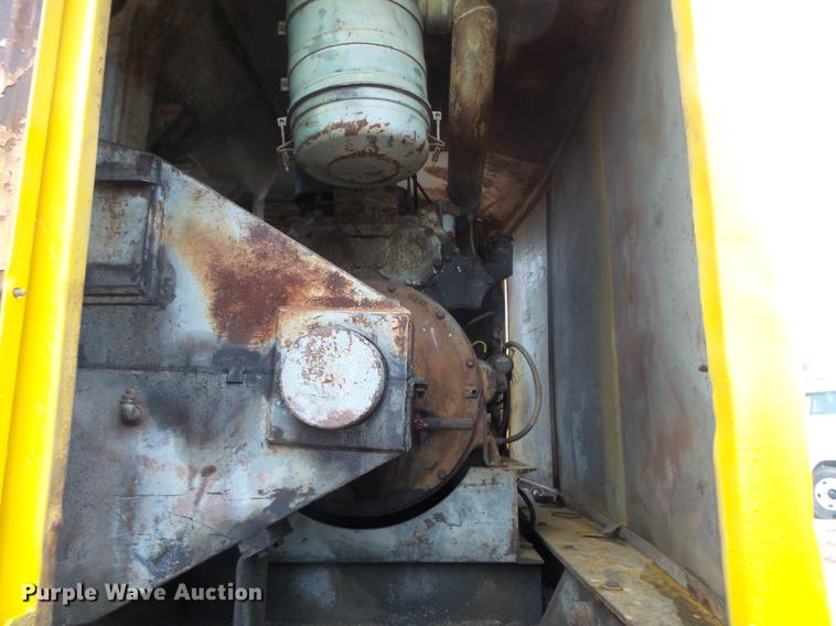 image for item DB7385 1965 American 399C crane