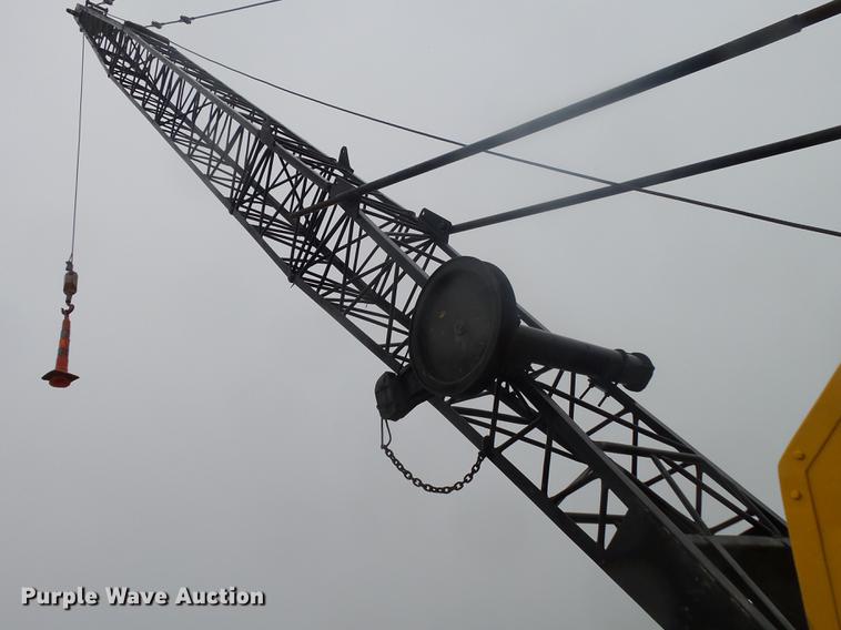 image for item DB7385 1965 American 399C crane