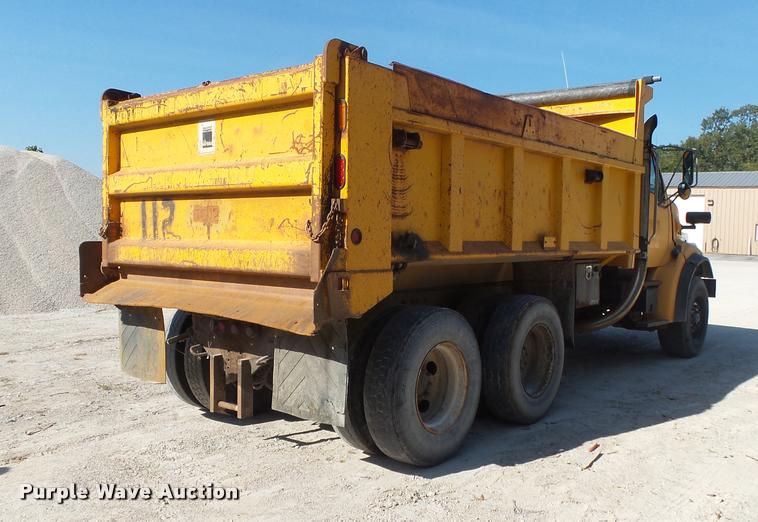 image for item DB7406 1998 Ford LT9501 Louisville 101 dump truck