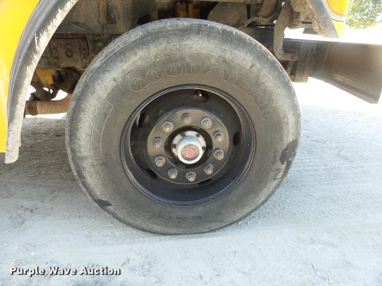 image for item DB7406 1998 Ford LT9501 Louisville 101 dump truck