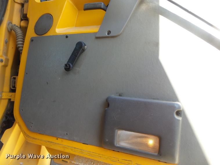 image for item DB7406 1998 Ford LT9501 Louisville 101 dump truck