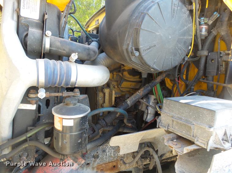 image for item DB7406 1998 Ford LT9501 Louisville 101 dump truck