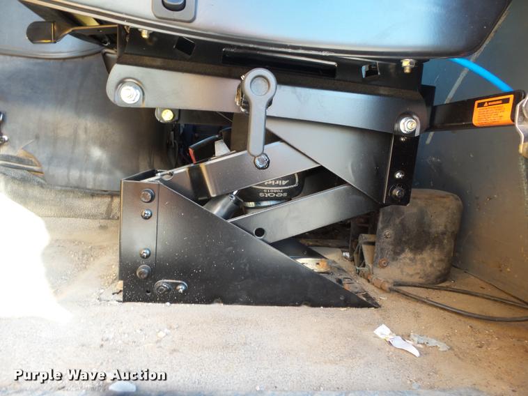 image for item DB7406 1998 Ford LT9501 Louisville 101 dump truck