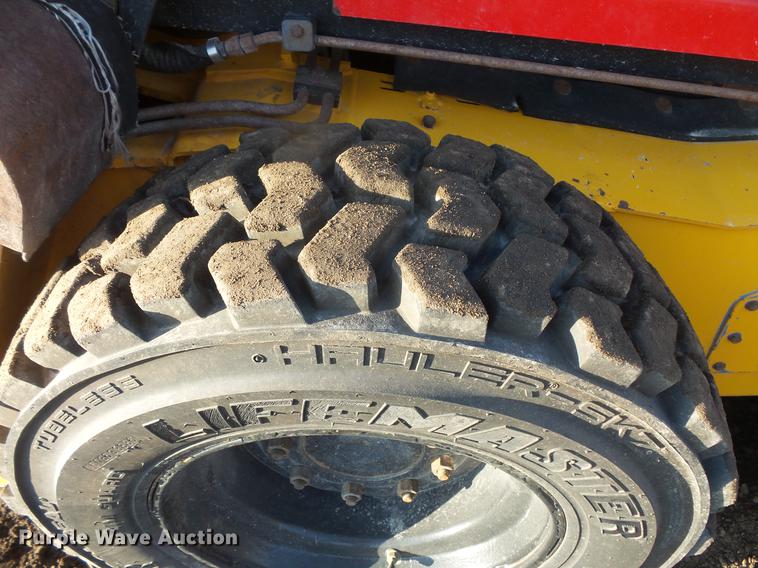 image for item DB8100 2012 JCB 175 skid steer