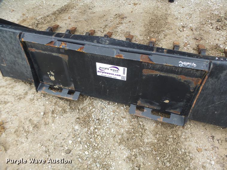 image for item DB9985 Skid steer bucket