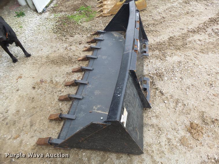 image for item DB9985 Skid steer bucket