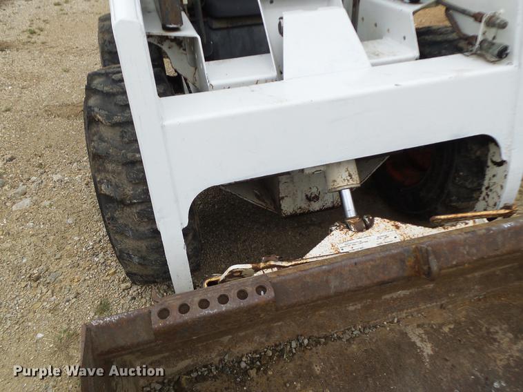 image for item DB9989 Bobcat 643 skid steer