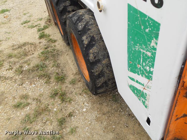 image for item DB9989 Bobcat 643 skid steer