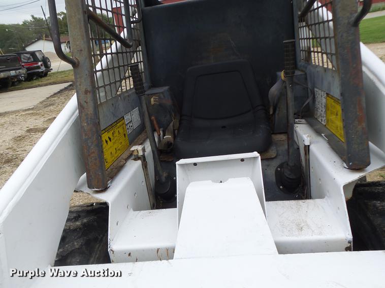 image for item DB9989 Bobcat 643 skid steer