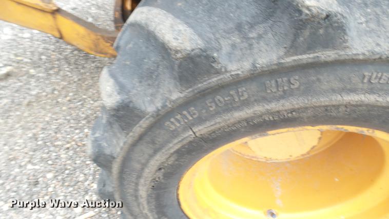 image for item DC1799 2000 Case 560 trencher