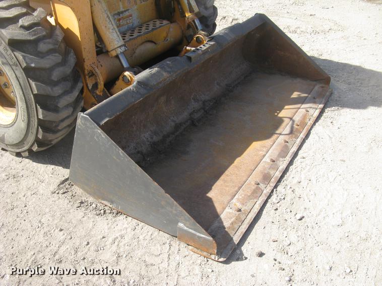 image for item DC2463 Mustang 2095 skid steer