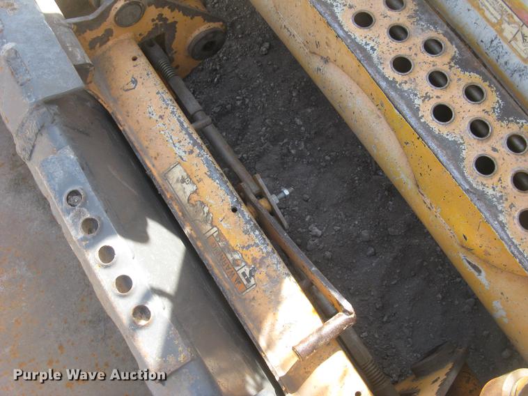 image for item DC2463 Mustang 2095 skid steer