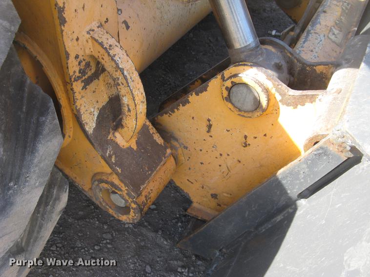 image for item DC2463 Mustang 2095 skid steer