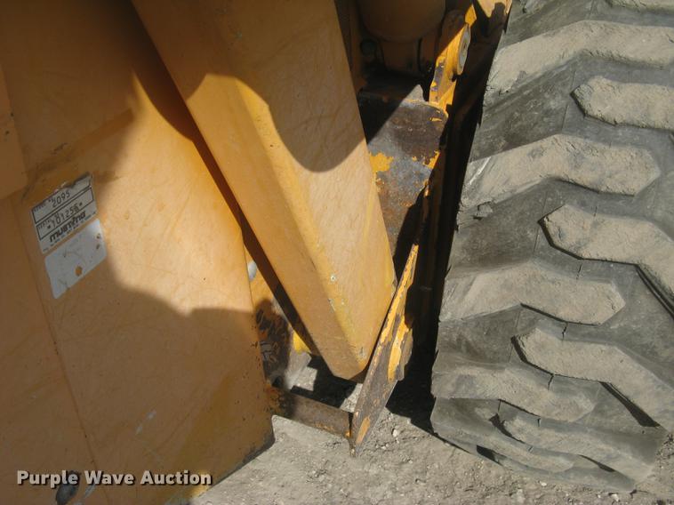 image for item DC2463 Mustang 2095 skid steer