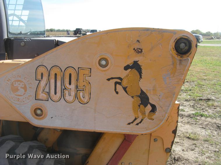 image for item DC2463 Mustang 2095 skid steer