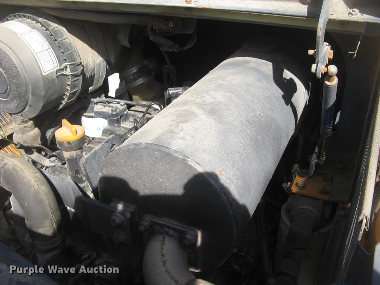 image for item DC2463 Mustang 2095 skid steer