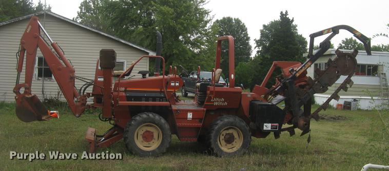 image for item DC2468 1998 Ditch Witch 7020 trencher