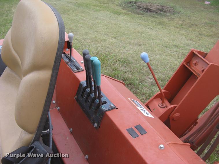 image for item DC2468 1998 Ditch Witch 7020 trencher