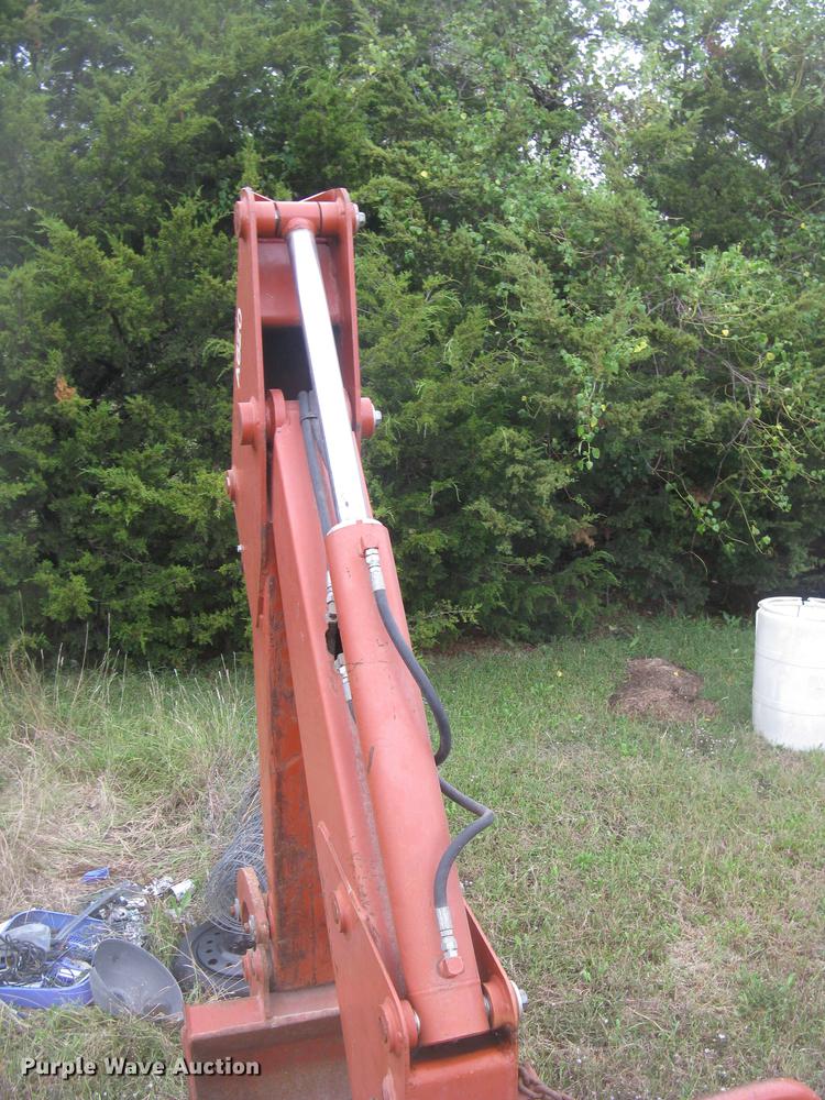 image for item DC2468 1998 Ditch Witch 7020 trencher