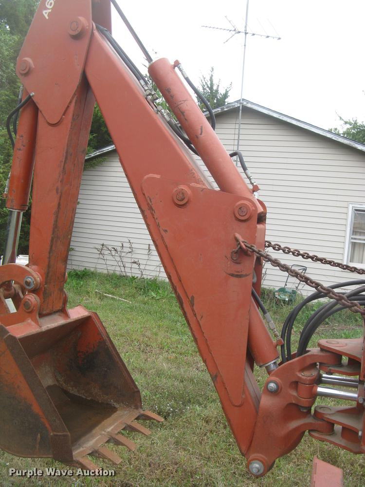 image for item DC2468 1998 Ditch Witch 7020 trencher