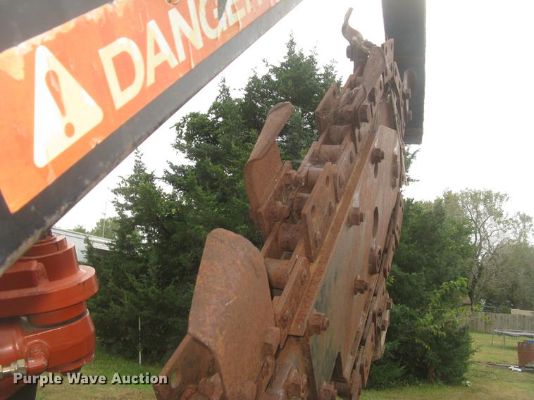 image for item DC2468 1998 Ditch Witch 7020 trencher