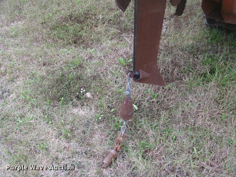 image for item DC2468 1998 Ditch Witch 7020 trencher