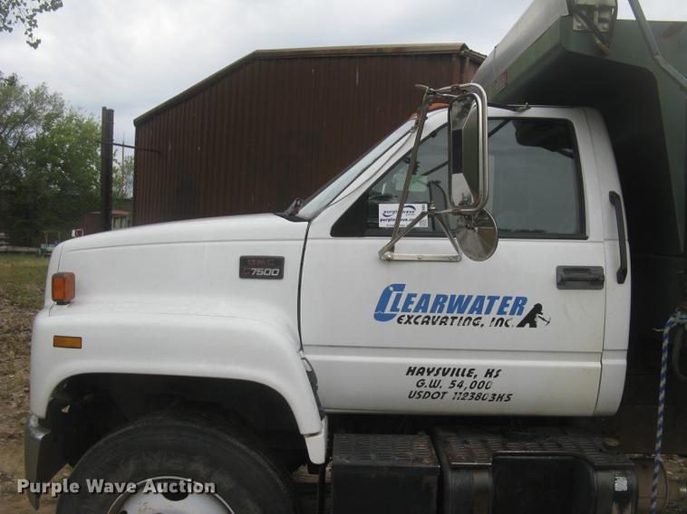 image for item DC2469 2000 GMC C7500 dump truck