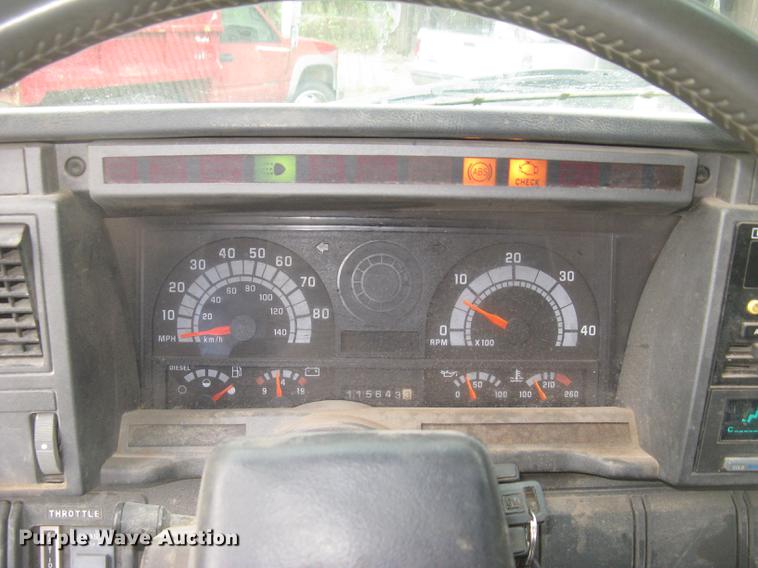 image for item DC2469 2000 GMC C7500 dump truck