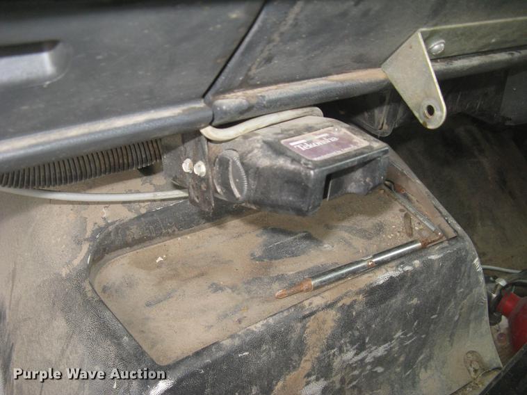 image for item DC2469 2000 GMC C7500 dump truck