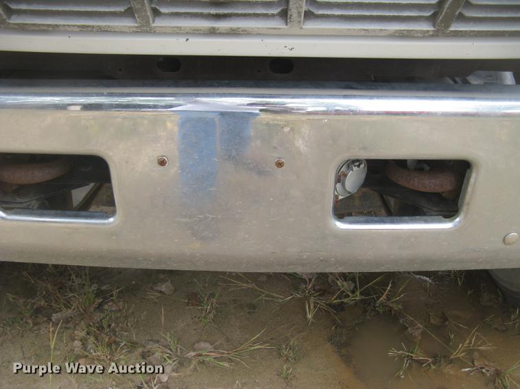 image for item DC2469 2000 GMC C7500 dump truck