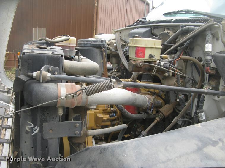 image for item DC2469 2000 GMC C7500 dump truck