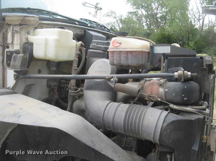 image for item DC2469 2000 GMC C7500 dump truck