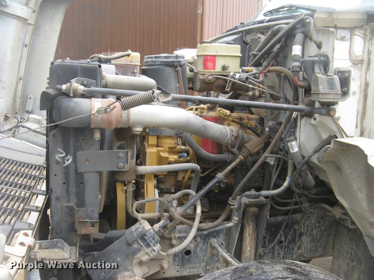 image for item DC2469 2000 GMC C7500 dump truck