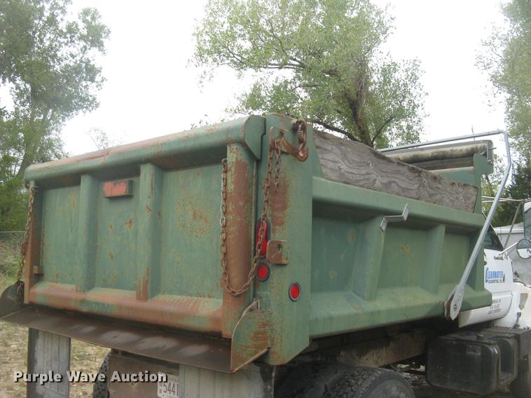image for item DC2469 2000 GMC C7500 dump truck