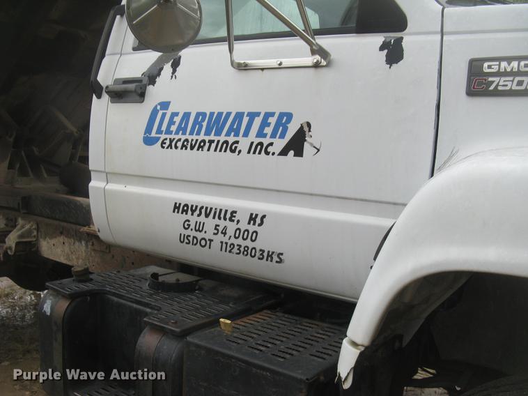 image for item DC2469 2000 GMC C7500 dump truck