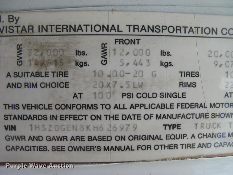 image for item DC2470 1989 International 2375 semi truck