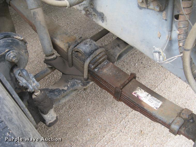 image for item DC2470 1989 International 2375 semi truck