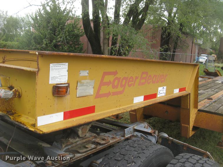 image for item DC2471 1982 Eager Beaver lowboy equipment trailer