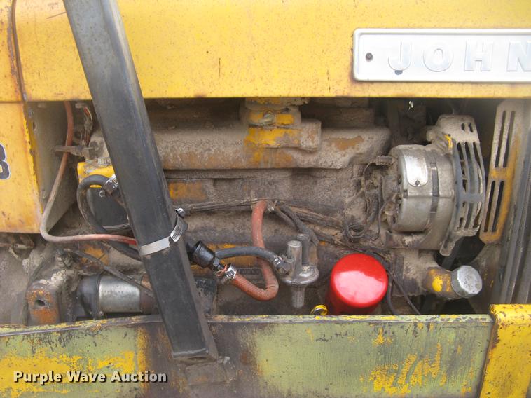 image for item DC2472 1975 John Deere 480B forklift