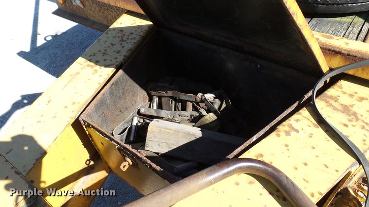 image for item DC2579 1995 Dynaweld equipment trailer