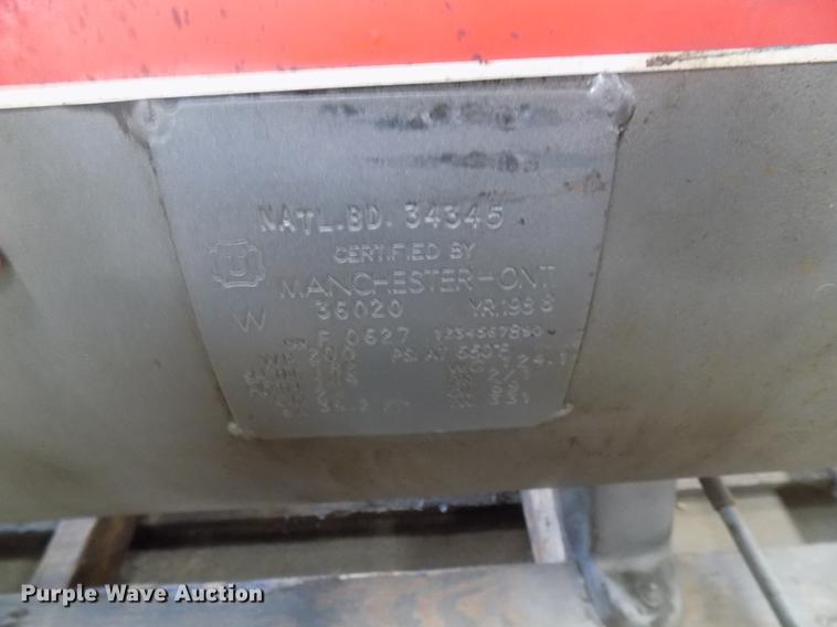 image for item DC4778 1988 Dayton 3Z968 air compressor