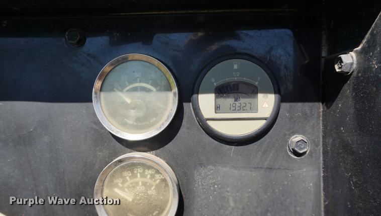 image for item DC5257 Miller Big Blue 400D welder/generator