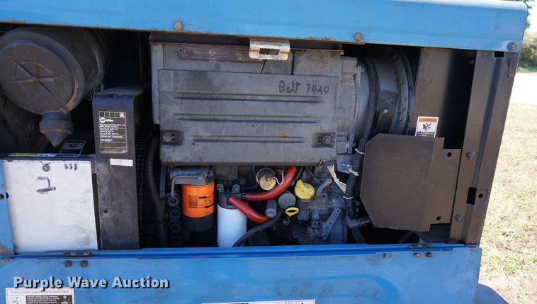 image for item DC5257 Miller Big Blue 400D welder/generator