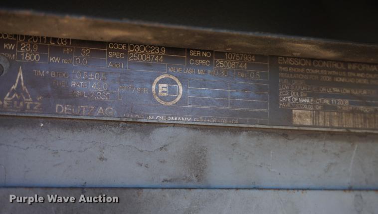 image for item DC5257 Miller Big Blue 400D welder/generator